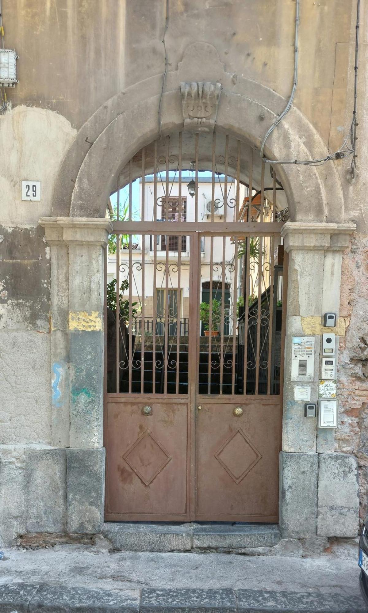 Casa Vacanze "Cortile Aquilone" Catania Ngoại thất bức ảnh